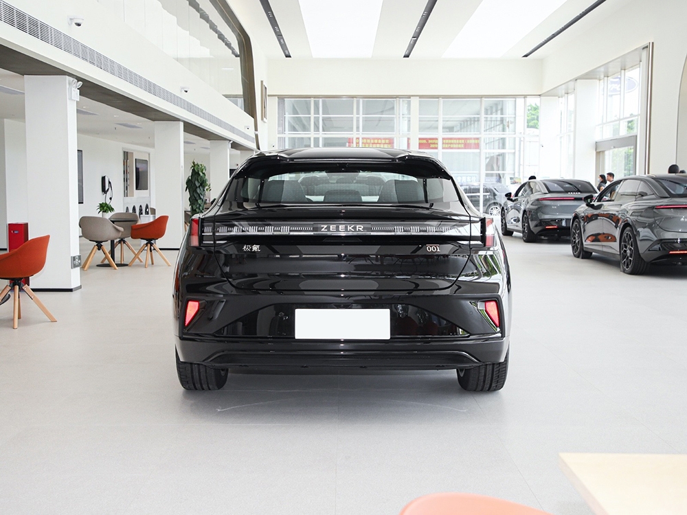 Zeekr 001