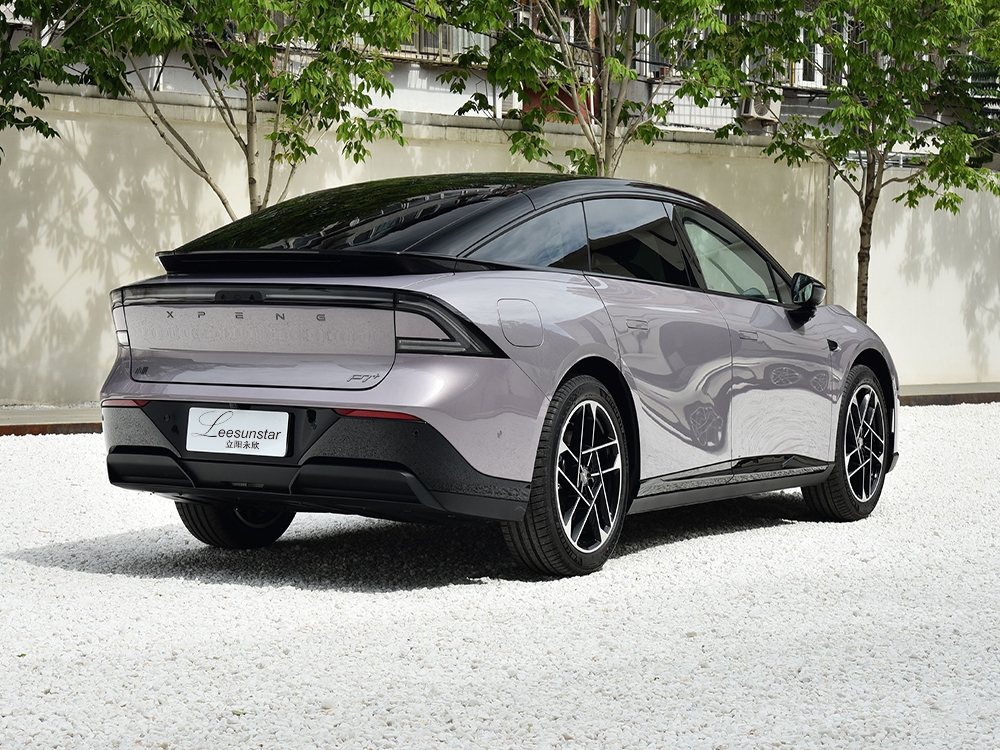 XPENG P7
