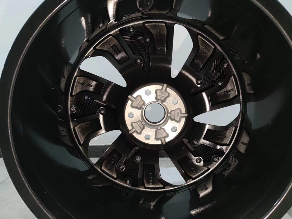 Hongqi wheel hub