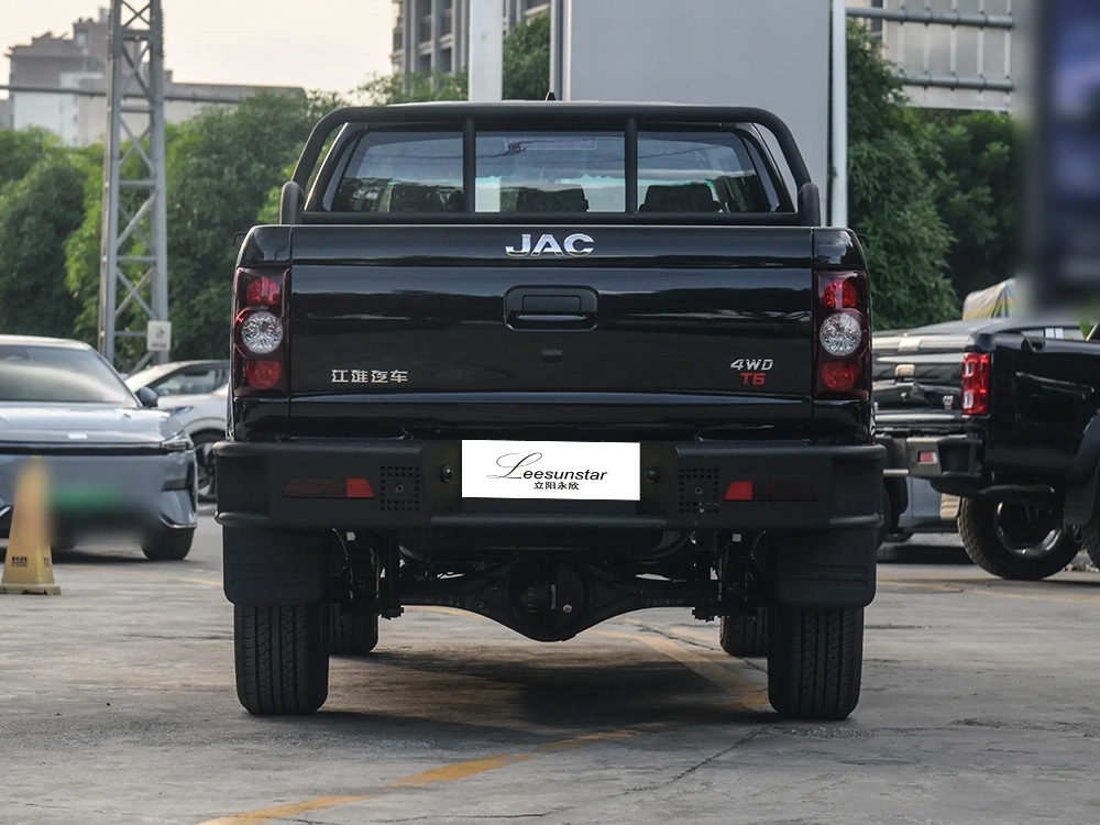 JAC T6