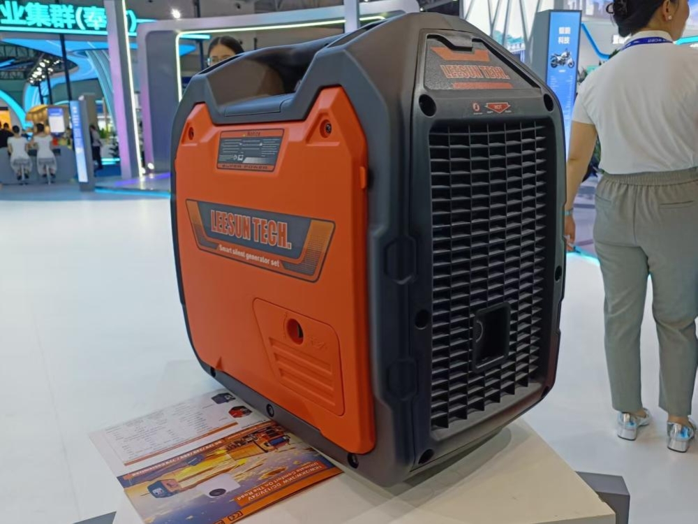 Portable power generator